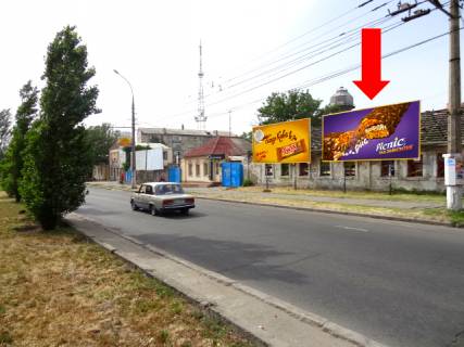 Billboard  in Mykolaiv, 3x6  Central'nij av. (kol. Lenina av.) / Rumina st., 36, v bik Central'nogo rinku, supermarketu "Fokstrot", prava Photo 1