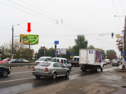 Билборд B в Житомире, 3x6  Незалежності (Ватутіна) пр.  - Отаманів Соколовських (Генерала Потапова ) вул., в бік вокзалу, біля супермаркету "Екомаркет", на світлофорі фото 1
