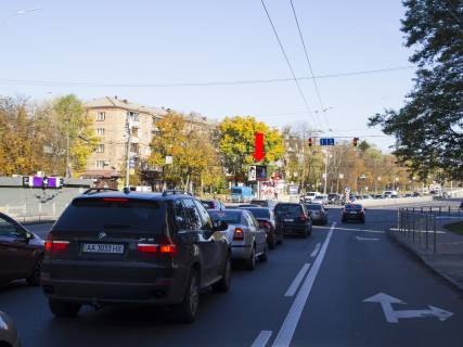 Скроллер B в Киеве, 2.3x3.14  Теліги вул., 13/14 - вул. Дорогожицька, на світлофорі, в сторону ст. м. "Дорогожичі" - 470182 фото 1