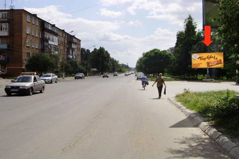 Билборд  в Шепетовке, 3x6  Миру пр. / Першотравнева вул., біля гастроному "Поділля", в центр фото 1