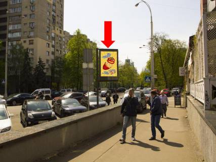 Ситилайт  в Киеве, 1.8x1.2  Омеляновича - Павленка вул. (колиш. Суворова), біля супермаркету "Сільпо", в сторону пл. Л.Українки фото 1