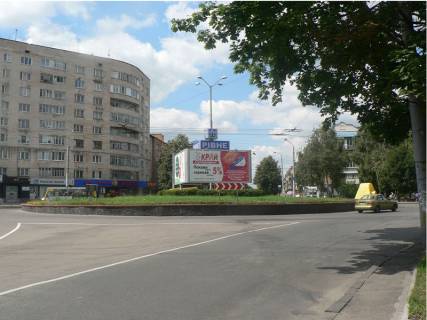 Призматрон, Призма A у Рівному Відінська вул. - Бандери вул. - 297626 Фото 1