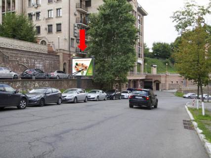 Білборд, Бігборд (Борд)   у Києві, 2.3x3.14  Кудрявський узвіз, 4 А, навпроти, в бік вул. Глибочицької Фото 1