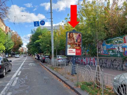 Сiтiлайт A у Києві, 1.8x1.2  В. Житомирська вул., 33 / вул. Стрітенська, в сторону вул. Хрещатик Фото 1