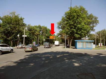 Билборд B в Харькове, 3x6  просп. Героїв Харкова (Московський). /пр. Архітектора Альошина (Орджонікідзе ), в центр фото 1