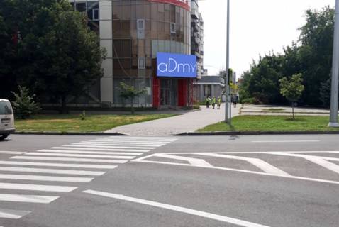 Видеоборд A в Харькове Гімназична наб., 18а, прайс за ролик 10 сек, 1 вих / 5 хв з 8:00 до 00:00. Прорахунок інших конфігурацій уточнюйте у менеджерів - 292482 фото 1