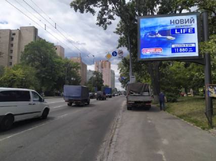Видеоборд A у Києві Лобановського пр. (колиш. Червонозоряний), 35, в сторону Севастопольської пл., прайс за трансляцію ролика 10 сек 1вихід/90 сек, з 0:00 до 23:59 - 383947 Фото 1