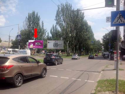 Prismatron, Prism  in Mykolaiv, 3x6  Central'nij av. (kol. Lenina av.) / M. Mors'ka st., 2, bul'var, z centru, liva - 447599 Photo 1