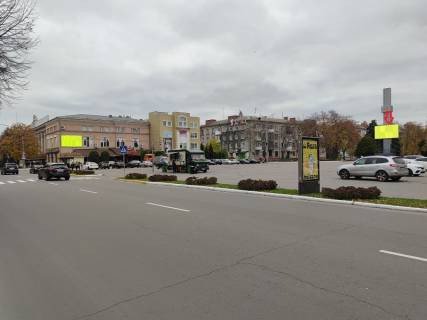 Видеоборд A в Кременчуге вул. Соборна (кол. Леніна)., 16 - Незалежності пл., прайс за ролик 15сек 1 вихід / 5 хвилин, з 7: 00-22: 00. Розрахунок для інших параметрів уточнюйте у менеджера. - 297274 фото 1