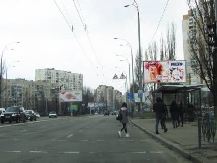 Призматрон, Призма A у Києві просп. Володимира Івасюка (Героїв Сталінграда)., 12Г - вул. Малиновського, біля супермаркета Сільпо, з центру - 197076 Фото 1