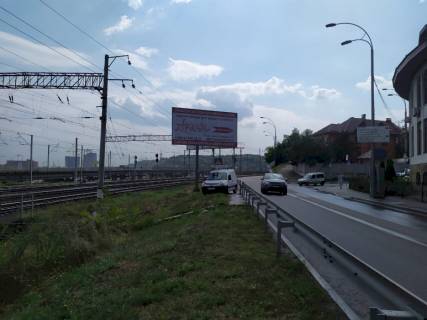 Billboard B in Kyiv Zeleznodoroznoe sosse - Timirazevskaa st., v storonu Bojcuka st. (byvs. Kikvidze) Photo 1