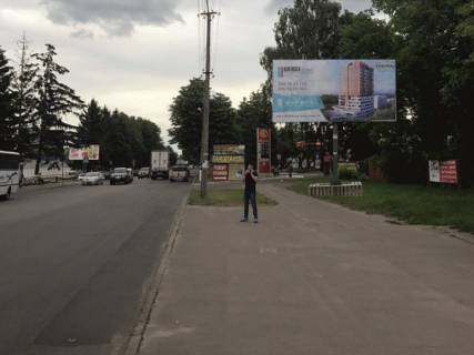 Билборд A в Ровно вул. Володимира Стельмаха (Курчатова)., 9, навпроти фото 1