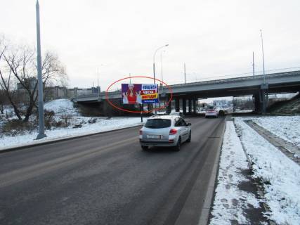 Билборд A в Львове Хуторівка вул., з'їзд з моста до ринку Шувар фото 1