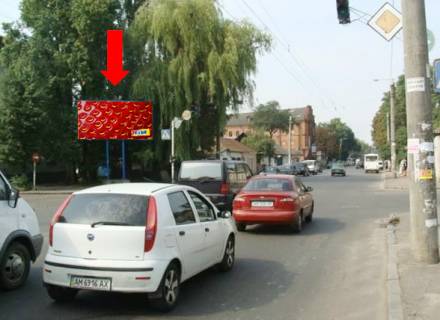 Билборд  в Житомире, 3x6  Грушевського вул. (кол. Котовського вул.) / Хлібна вул., 31, в центр фото 1