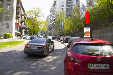 Ситилайт  в Киеве, 1.8x1.2  Кловський узвіз вул., 11, в сторону вул. Московської фото 1