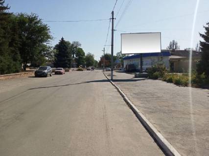 Билборд A в Траса, 3x6  Першотравнева вул., 195, центральний ринок фото 1