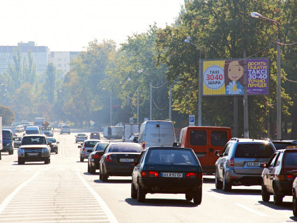 Prismatron, Prism A in Kharkiv, 3x6  Нескорених (кол. Героїв Праці) вул., 30, Круглий ринок, з центру - 667248 Photo 1