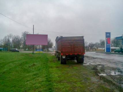 Billboard B in Shpikov, 3x6  smt Spikiv, v'izd u misto z boku Vinnici Photo 1