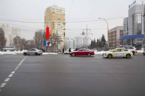 Бэклайт  в Киеве, 2.3x3.14  Генерала Шаповала вул. (Механізаторів). / вул. Солом'янська, на світлофорі, в сторону Мокра вул. (Кудряшова) фото 1