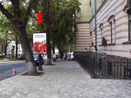 Ситилайт  в Киеве, 1.8x1.2  Ярославів Вал вул., 40, в напрямку Львівської пл. фото 1