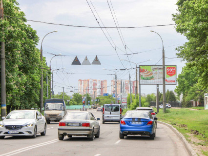 Призматрон, Призма A у Харкові, 3x6  Дерев'янка вул., навпроти буд. 4, з центру - 667281 Фото 1