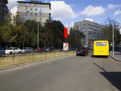Citylight  in Kyiv, 1.8x1.2  Gavrilisina st. (kolis. st. Vasilevs'koi), 3, rozdil'nik, navproti supermarketu "Sil'po", TRC "Smart Plaza", v storonu Luk'anivki Photo 1