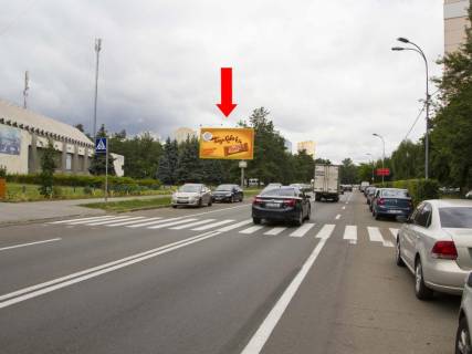 Билборд  в Киеве, 3x6  Жмаченка вул., 7, в сторону Дарницький бул. фото 1
