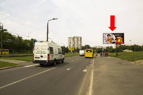 Призматрон, Призма  у Києві, 3x6  Симиренка вул., 17 - вул.Сім'ї Сосніних, біля супермаркету "Ашан", в бік просп. Леся Курбаса (50-річчя Жовтня) - 445330 Фото 1