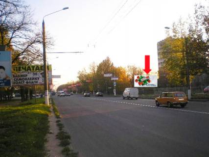 Билборд A в Николаеве, 3x6  Героїв Сталінграду пр. / Парковий пр., біля ТРЦ "Магелан", супермаркетів "Таврия В", "Ельдорадо", в центр фото 1