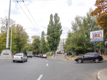 Скроллер A в Харькове, 2.3x3.14  просп. Незалежності (просп. Правди)., 11 - Літературна вул. (колиш. Галана вул.)., з центру - 667463 фото 1