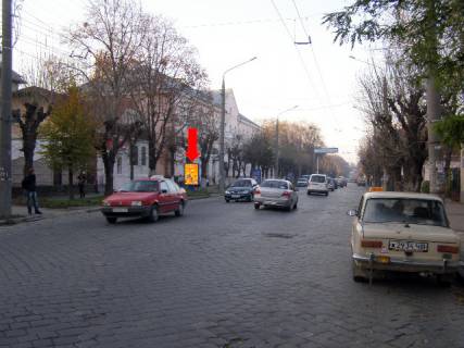 Ситилайт  в Черновцах, 1.8x1.2  Головна вул., 108, біля магазину "Ассоль", в центр фото 1
