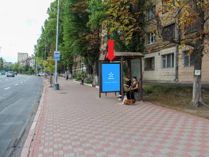 Ситилайт A в Киеве, 1.8x1.2  Бойчука (кол. Кіквідзе) вул., 35, зупинка "Гуртожиток № 4" фото 1
