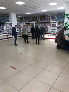 Видеоборд A в Никополе Жуковського вул., 83в, аптека "Мед Сервіс", №Дп064, прайс за ролик 10 сек 1 вихід/5 хвилин, з 8:00-22:00. Розрахунок для інших параметрів трансляції уточнюйте у менеджера. - 301468 фото 1