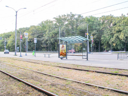 Ситилайт A в Харькове, 1.8x1.2  Харківське (кол. Білгородське) шосе - Рудика вул., (2), зупинка "Меморіал Слави" фото 1