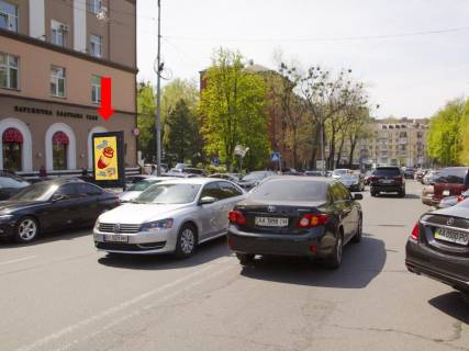 Ситилайт  в Киеве, 1.8x1.2  Мечникова вул., 16, в сторону вул. Басейної фото 1