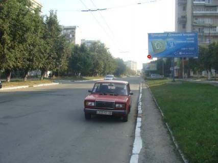 Билборд  в Ивано-Франковске, 3x6  Тролейбусна вул., 10, в сторону вул. Хіміків фото 1