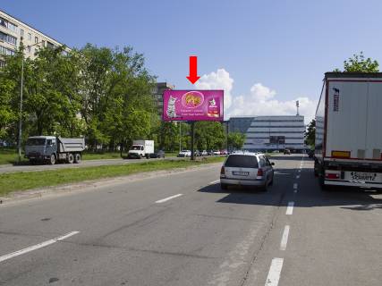 Билборд A в Киеве, 3x6  Нестайка вул. (вул. Мильчакова) 5, роздільник, в сторону вул. Челябінської фото 1