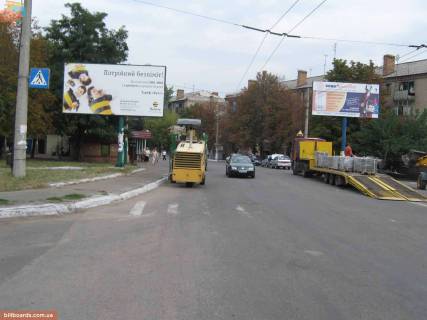 Билборд B в Бахмуте Космонавтів вул., 2, залізничний вокзал фото 1