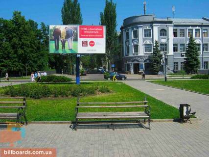 Билборд B в Бахмуте Свободи вул. (колиш. Леніна вул.), 7 фото 1