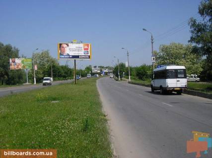 Билборд A в Черновцах Ізмайлівська вул. - Синельникова вул., роздільник, в сторону ринку "Калинівський" фото 1