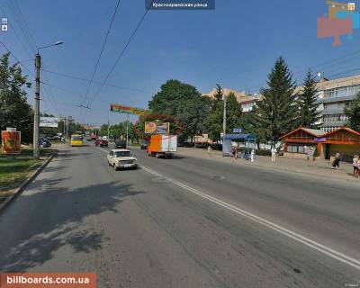 Билборд A в Черновцах Героев Майдана ул. (бывш. Красноармейская ул.), 77, возле Укргазбанка, в центр фото 1