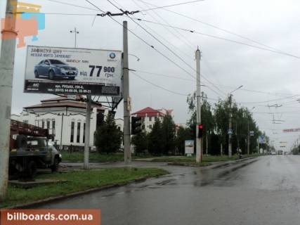 Билборд B в Черновцах, 3x6  Сергія Скальда (Комарова) вул. - Героїв Майдану (Червоноармійська) вул. фото 1