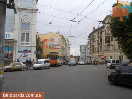Білборд, Бігборд (Борд)  A у Чернівцях Університетська вул., 8, фасад, верхній Фото 1