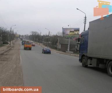 Білборд, Бігборд (Борд)  A у Чернівцях Винниченка вул. - Олександра Толмача (Болотникова) вул., В сторону Степова вул. Фото 1