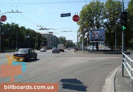 Призма  в Чернигове Мира пр-т, ул. Киевская, Івана Мазепи (Щорса) ул. - 81674 фото 1