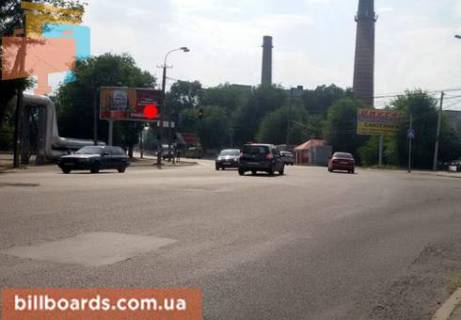 Призма  в Днепр (Днепропетровск) Космическая ул. / Мандрыковская ул., 260, из центра - 79187 фото 1