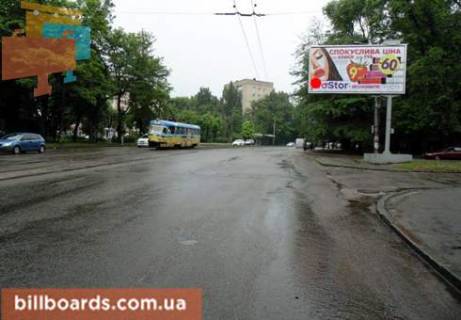 Призма  в Днепр (Днепропетровск) Хмельницкого пр. (бывш. Героев Сталинграда ул.), 107 / Дениса Котенка (колишня 152-ї дивізії) ул., в центр - 79130 фото 1