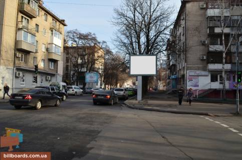 Скроллер A в Днепр (Днепропетровск) Воскресенська вул. (колиш. Леніна вул.), 1 - Володимира Великого вул. (колиш. Плеханова вул.), 11 - 153915 фото 1