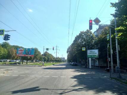 Скроллер A в Днепр (Днепропетровск) Поля пр. (колиш. Кірова пр.), 92 - Гавриленко вул., Рух вгору, на світлофор - 188418 фото 1
