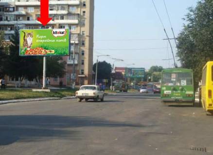 Билборд B в Ивано-Франковске Тролейбусна вул. / Галицькая вул., біля магазину "Фаворит" фото 1